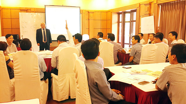 Kỹ năng bán hàng & chăm sóc Khách Hàng chuyên nghiệp - ISUZU (13 & 14.10.2014)